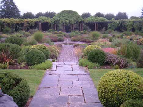 townhill park gardens