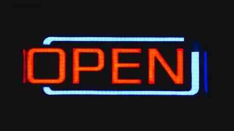 open sign-1209759 460 pixabay