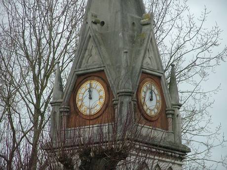 triangle clock at 12